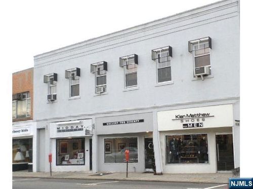 10 N Dean Street, Englewood, NJ, 07631 | Card Image