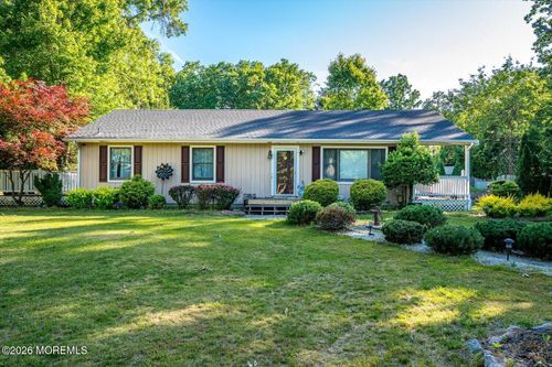 330 Chandler Rd, Jackson, NJ, 08527-4322 | Card Image