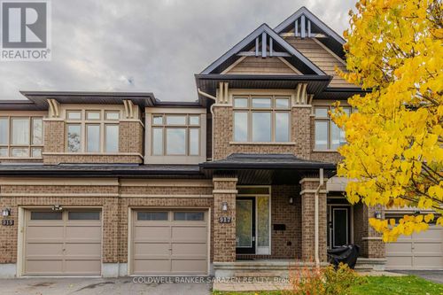 917 Fletcher Cir, Kanata, ON, K2T0B7 | Card Image