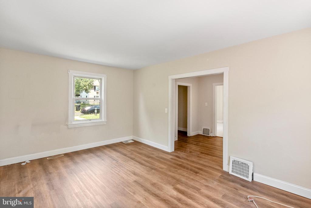 Residential in BROOKLAWN 5