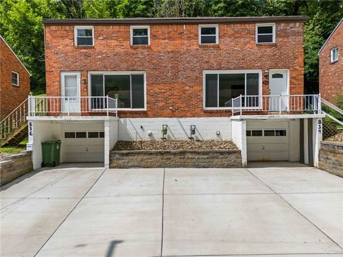 834 Killarney Dr, Castle Shannon, PA, 15234-2505 | Card Image