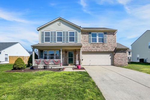 1330 Redwood Dr, Greenfield, IN, 46140-7132 | Card Image
