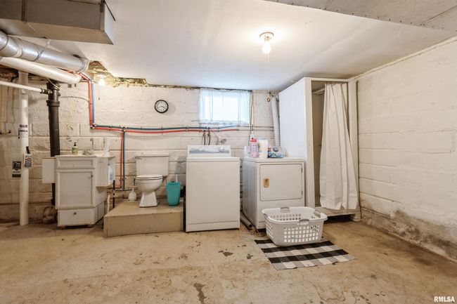 715 5 Th St, House other with 2 bedrooms, 2 bathrooms and null parking in De Witt IA | Image 24