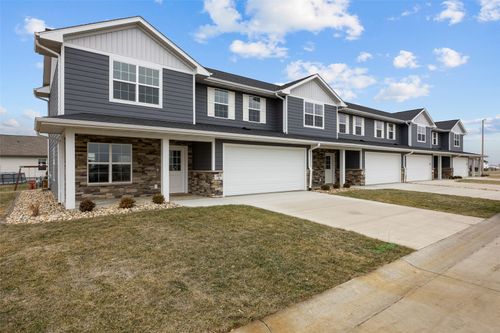 b-160 Bethany Loop Sw, Cedar Rapids, IA, 52404 | Card Image