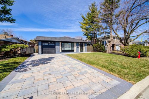 upper-level-6 Willis Dr, Brampton, ON, L6W1A9 | Card Image