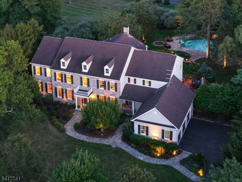 25 Carriage Way, Basking Ridge, NJ, 07920-2541 | Card Image