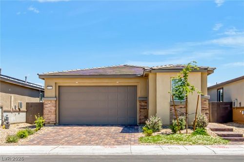 9770 Redwood Cascade St, Las Vegas, NV, 89143-1257 | Card Image