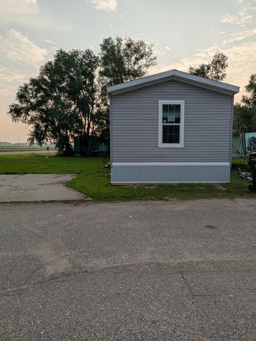 76 Rose Park Sw, Melrose, MN, 56352-4200 | Card Image