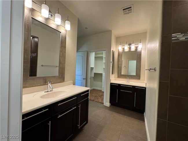 Dual Vanities in primary bathroom | Image 13