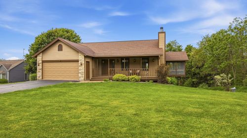 7 Belden School Ln, Galena, IL, 61036-9404 | Card Image