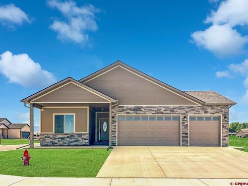 1 Fivemile Creek Avenue, Montrose, CO, 81401 | Card Image