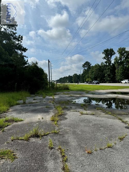 4620 E Oglethorpe Hwy, Hinesville, GA, 31313-1432 | Card Image