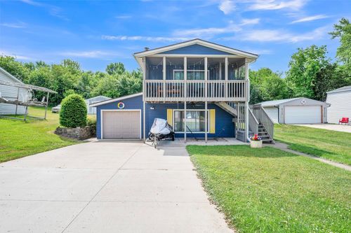 24451 182nd St, Spirit Lake, IA, 51360-7318 | Card Image
