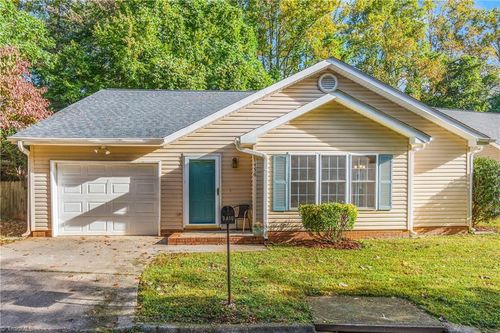 1456 Lewisburg Pointe Dr, Clemmons, NC, 27012-7418 | Card Image