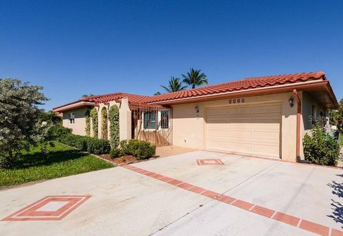 1117 Se Mendoza Ave, Port St Lucie, FL, 34952-5310 | Card Image