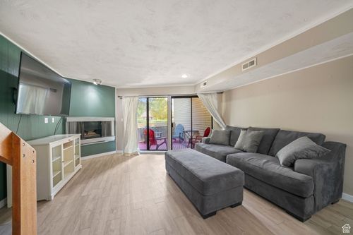 5313 Ben Davis Park, Murray, UT, 84123-4574 | Card Image