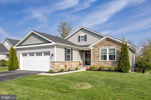 214 Folin St, COATESVILLE, PA, 19320-6634 | Card Image