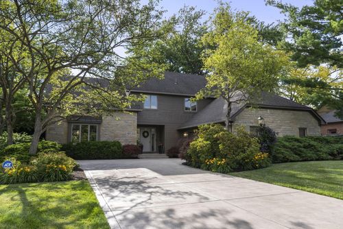 4671 Coach Rd, Upper Arlington, OH, 43220-2901 | Card Image