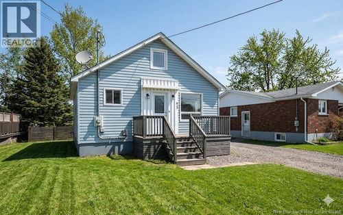 91 Purdy Ave, Moncton, NB, E1C7W1 | Card Image