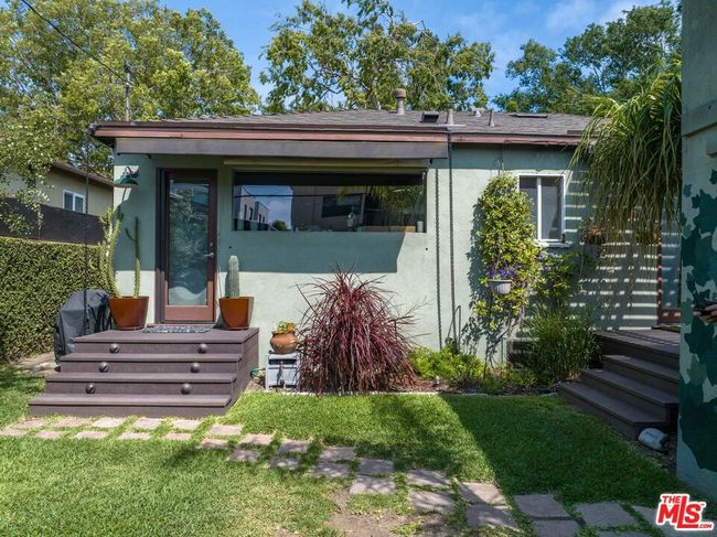 10739 Jefferson Blvd, Home with 4 bedrooms, 2 bathrooms and 2 parking in Culver City CA | Image 17