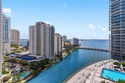 2102 - 495 Brickell Ave, Condo with 2 bedrooms, 2 bathrooms and null parking in Miami FL | Image 2