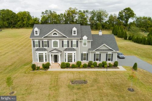 39728 Charles Henry Pl, Waterford, VA, 20197-1066 | Card Image