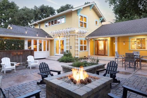 1006 Sunset Dr, Pacific Grove, CA, 93950-3720 | Card Image