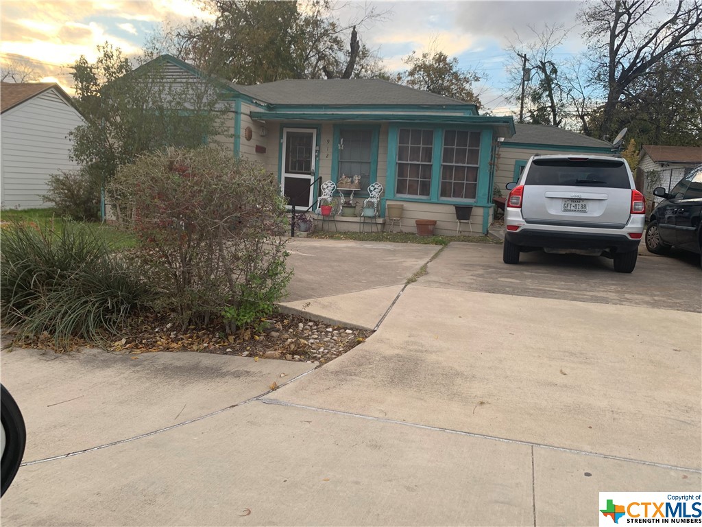 1st St, Temple, TX 76504