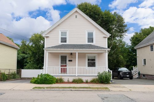 28 Endicott St, Peabody, MA, 01960-3122 | Card Image