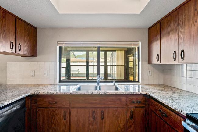 2013 Meredith Dr, House other with 3 bedrooms, 3 bathrooms and null parking in SPRING HILL FL | Image 4