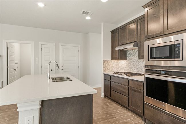 20224 Clare Island Bnd, House other with 4 bedrooms, 3 bathrooms and 2 parking in Pflugerville TX | Image 6