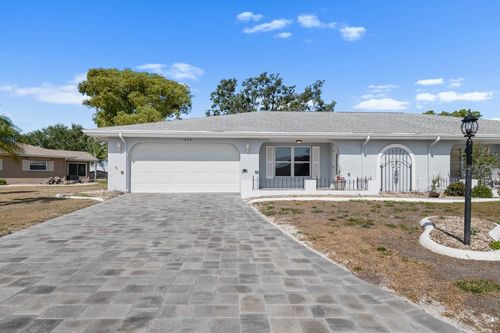 1002 Strawpocket Pl, SUN CITY CENTER, FL, 33573-6240 | Card Image