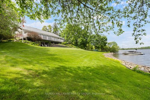 1 Rideau Glen Dr, Ottawa, ON, K2C3H1 | Card Image