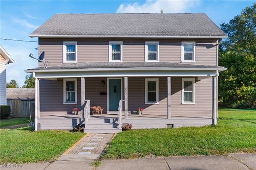 233 Nassau St W, East Canton, OH, 44730-1109 | Card Image