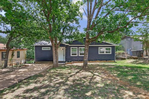1108 Park Dr, Denison, TX, 75020-1231 | Card Image