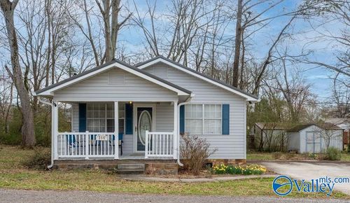 204 Yarbrough Ln, Scottsboro, AL, 35768-2627 | Card Image