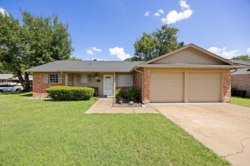 401 Langley Ave, Everman, TX, 76140-4505 | Card Image