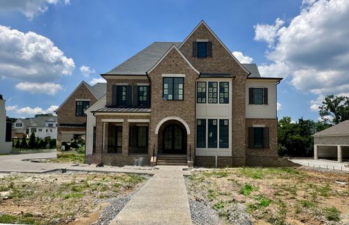 1735 Briarmont Pl, Brentwood, TN, 37027-2115 | Card Image