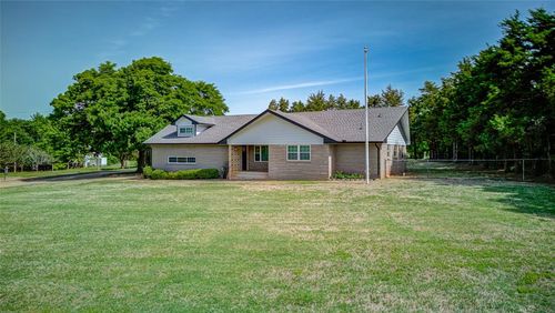4601 E Robinson Street, Norman, OK, 73026 | Card Image