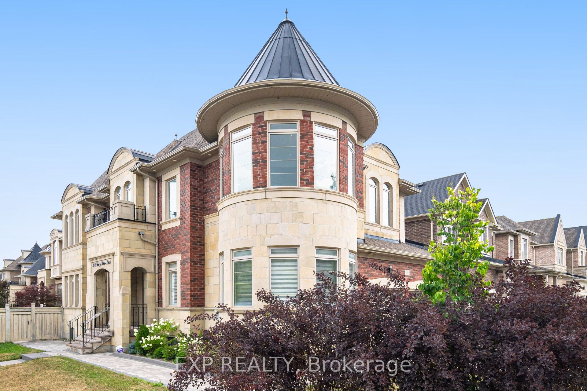 Residential in Vaughan 4