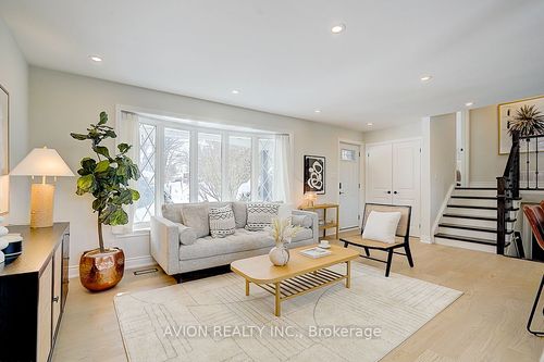 24 Drakefield Rd, Markham, ON, L3P1G5 | Card Image