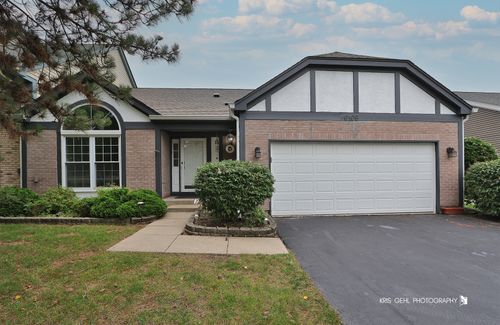 6109 Golfview Dr, Gurnee, IL, 60031-4702 | Card Image
