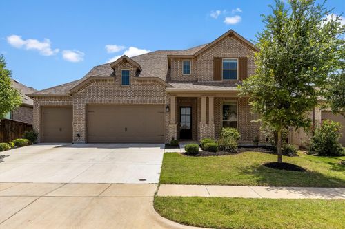 1108 Claiborne Dr, Aubrey, TX, 76227-2605 | Card Image