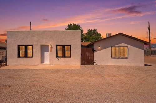 1605 7th St Nw, Albuquerque, NM, 87102-1201 | Card Image