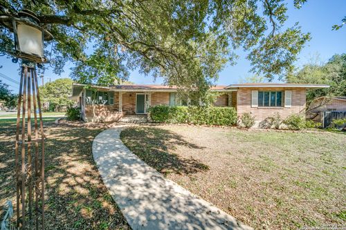 101 Linda Dr, San Antonio, TX, 78216-7311 | Card Image
