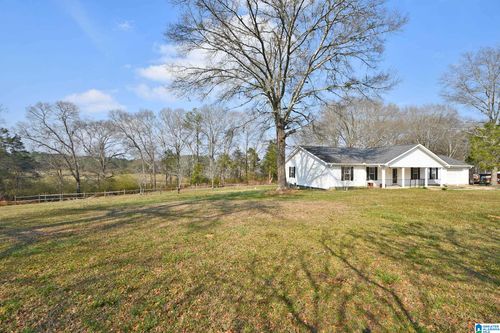 51 Mashburn Dr, WEDOWEE, AL, 36278-5437 | Card Image