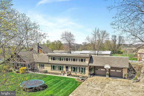 219 Old Mill Road, NEWMANSTOWN, PA, 17073 | Card Image