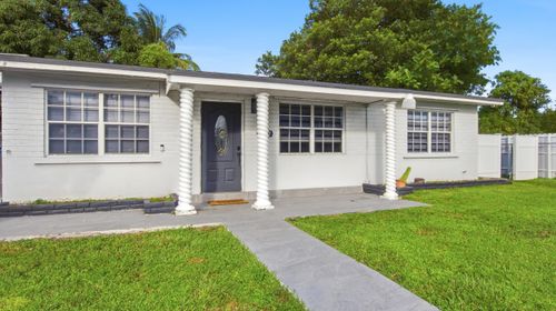 1-3907 Sw 59th Ave, West Park, FL, 33023-6149 | Card Image