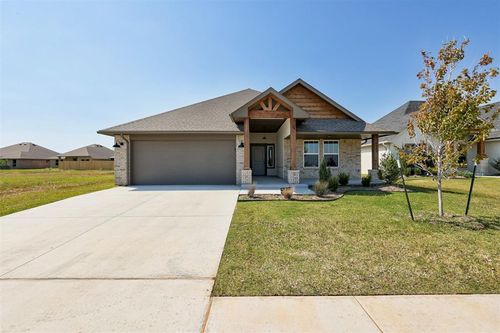 5005 Vine Cliff Rd, Mustang, OK, 73064-1165 | Card Image