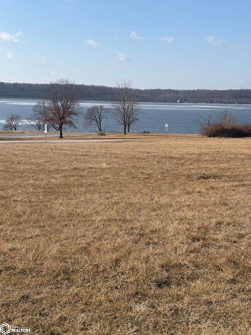 13 Riverview Ter, Nauvoo, IL, 62354-2342 | Card Image